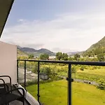 Scandic Sunnfjord & فندق Førde