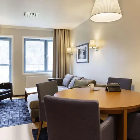 Scandic Sunnfjord & 4* Forde (Sogn og Fjordane)