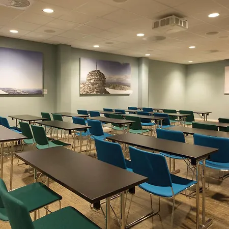Scandic Sunnfjord & 4*