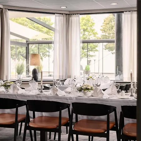 Hotel Scandic Sunnfjord &