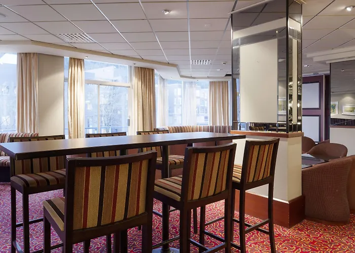 Scandic Sunnfjord & 4*