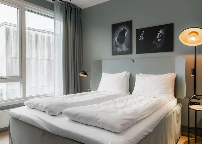 Scandic Sunnfjord & 4*