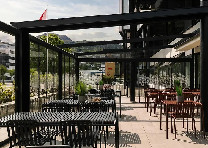 Отель Scandic Sunnfjord &