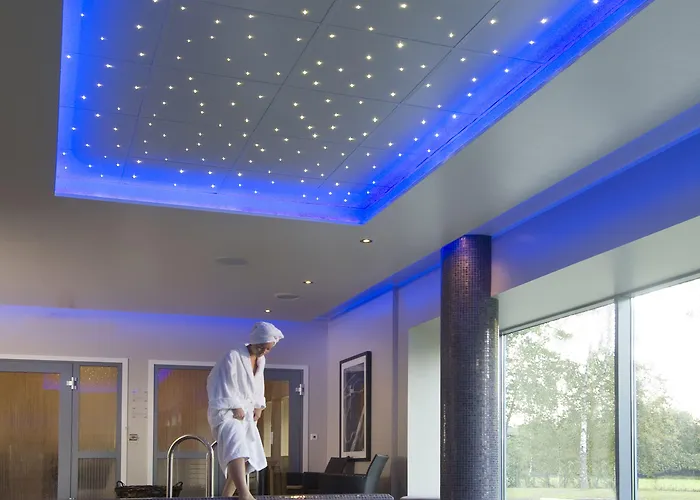 Scandic Sunnfjord & 4*