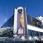 斯堪迪克南峡湾spa酒店 Førde